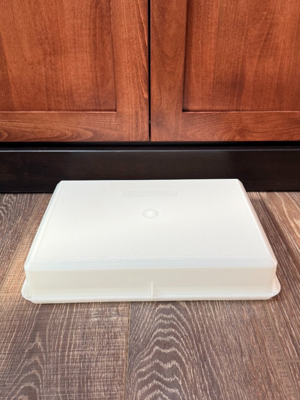Vintage Tupperware Snack-Stor Rectangular Container - Picture 11 of 16